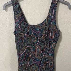 Sweet baby Jane beaded top
Color: Blue, black, pink and green
Size: Small